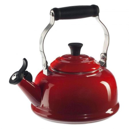 Le Creuset Whistling Kettle - Cerise