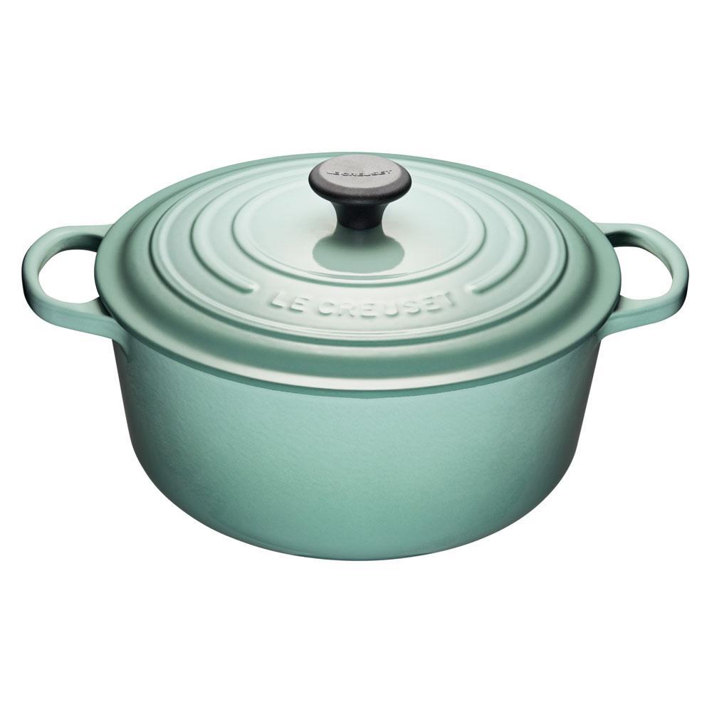 Le Creuset Round French Oven - 5.3 Litre - Image 2
