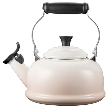 Le Creuset Whistling Kettle - Meringue