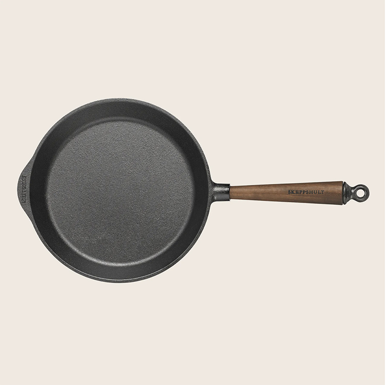 Skeppshult Skillet with Walnut Handle - Image 4