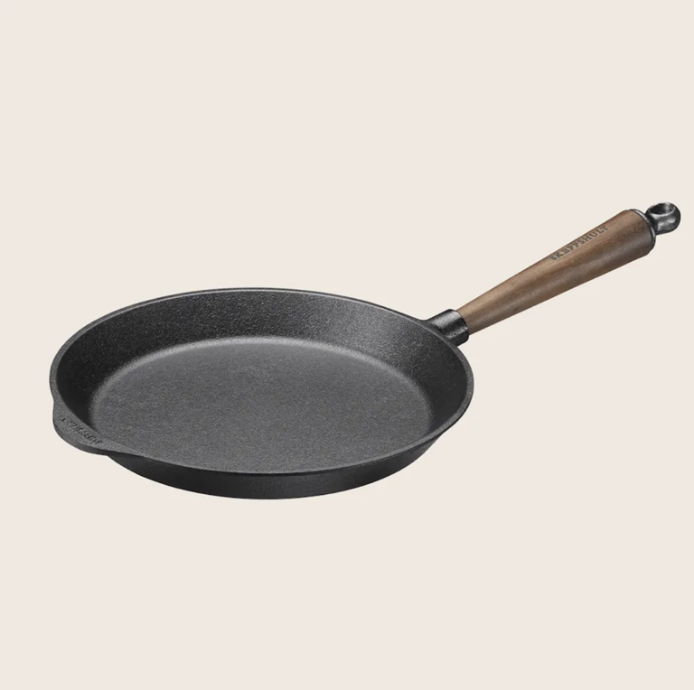 Skeppshult Skillet with Walnut Handle - Image 2