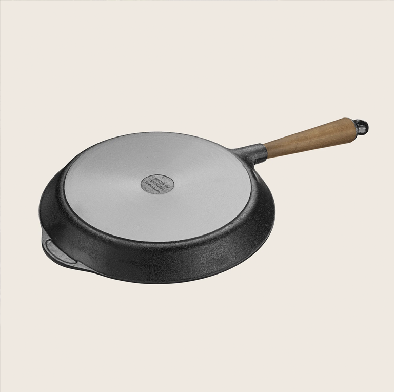 Skeppshult Skillet with Walnut Handle - Image 5