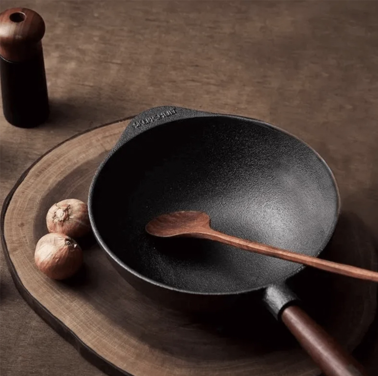 Skeppshult Cast Iron Wok - Image 2