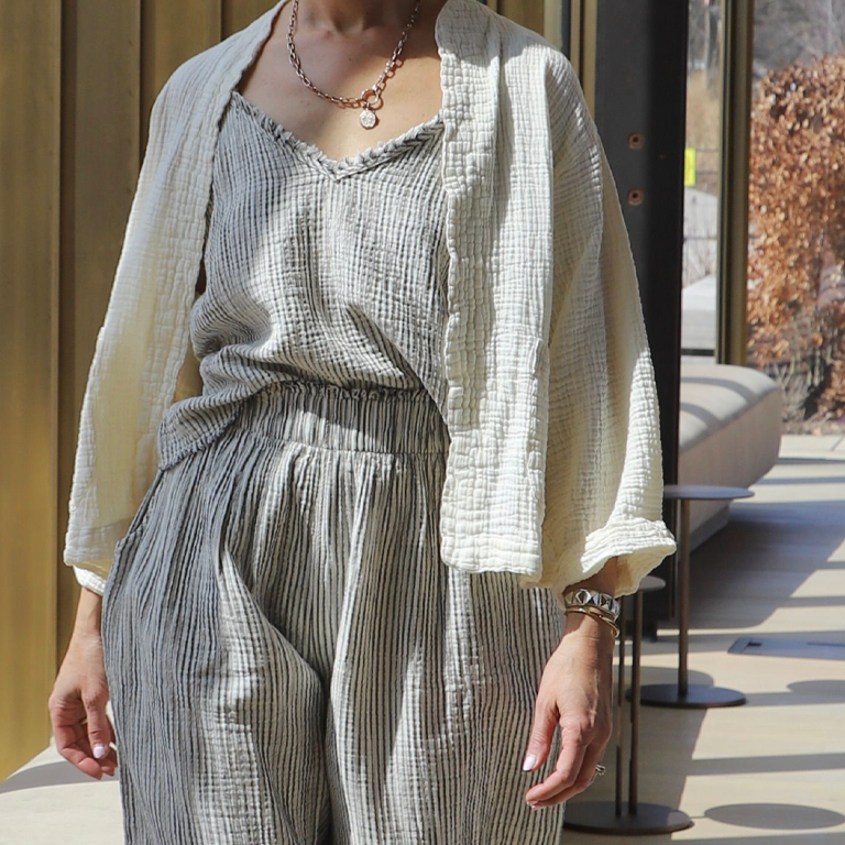 Pokoloko Crinkle Short Jacket - Cream - Image 3