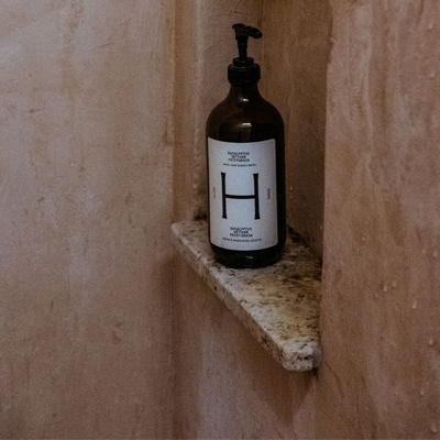Health Hut Hand Soap & Body Wash - Basil, Peppermint & Blood Orange - Image 3