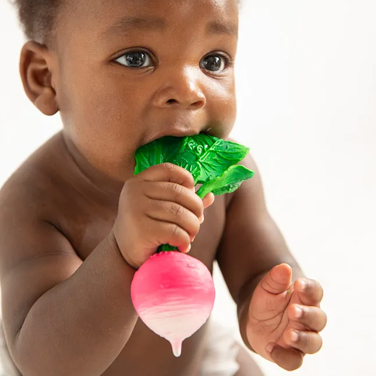 Oli&Carol Teether and Bath Toy - Ramona the Radish - Image 2